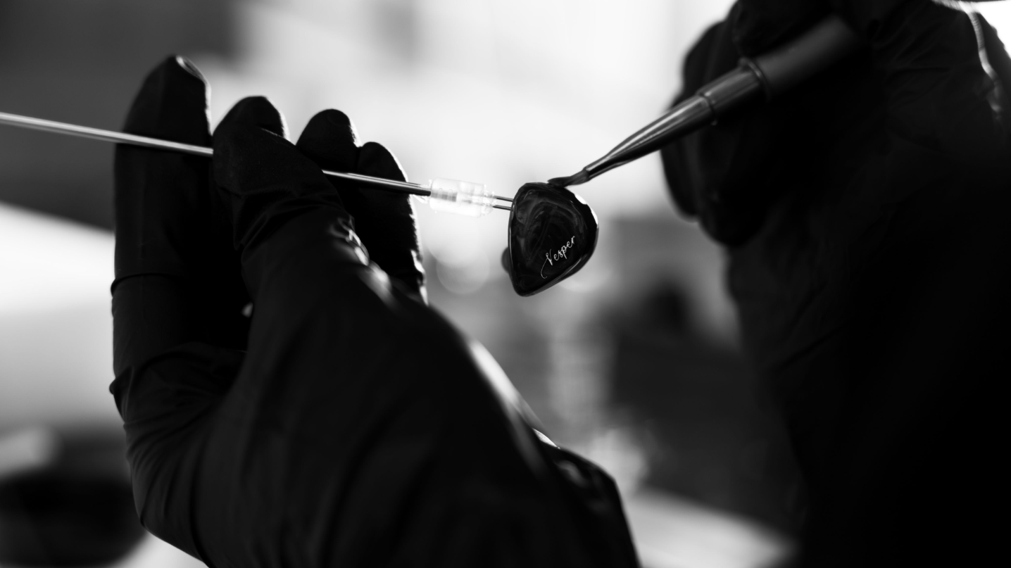 Arts And Crafts: 12 Years Of Experience Team "micro-precision Hand-painted", Exclusive "acoustic-friendly Materials" (such As Acoustic Ceramics), Hand-painted Pigments Do Not Affect The Acoustic Performance;