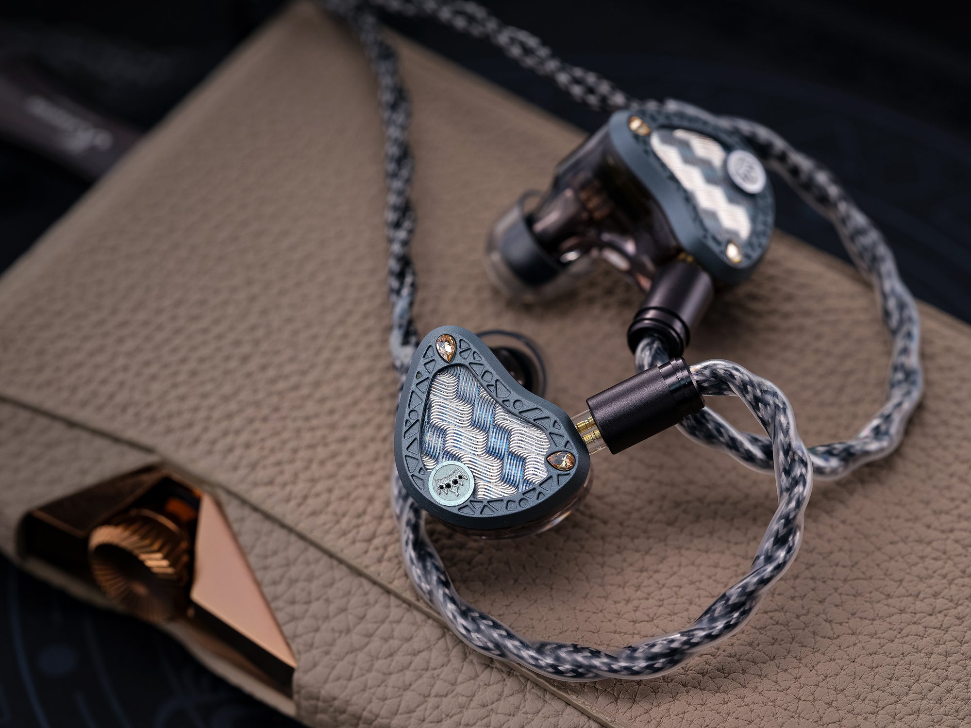 Kinera Frigg 2DD+4EST & Switchable Dual Tuning - Kinera